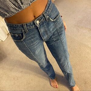 NWOT Reformation relaxed fit jeans in perfect condition